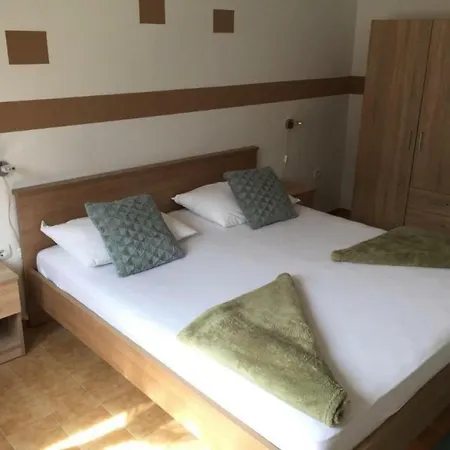 In Starigrad-paklenica With Sea View, Balcony, Air Conditioning, Wifi 627-4 *
